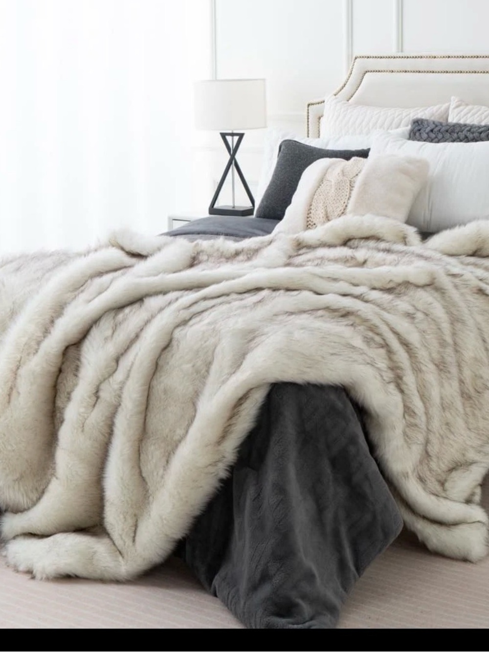 BATTILO Luxury White Faux Fur Throw Blanket for Couch, 60"x80", T